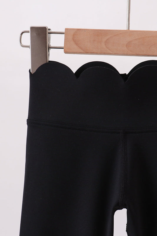 Scalloped Yoga Leggings