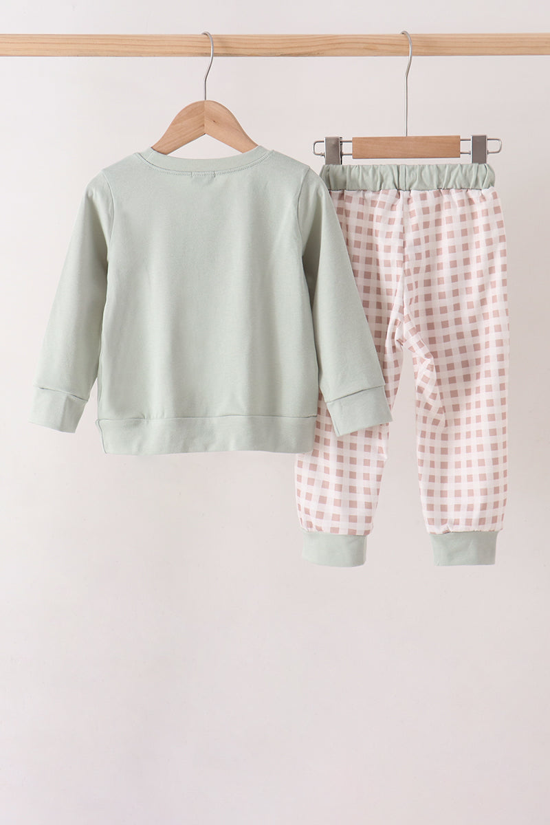 Sage Hunting Embroidered Set