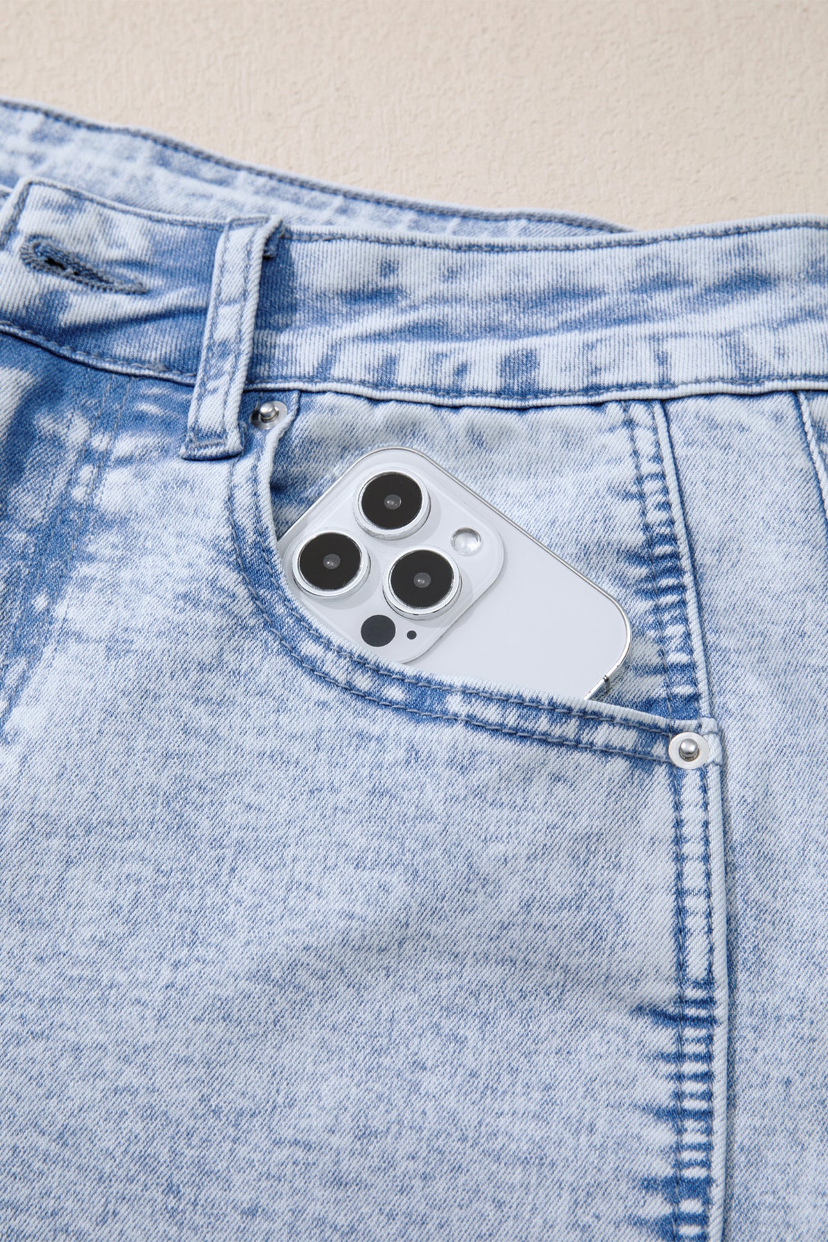 Beau Blue Light Washed Barrel Jeans