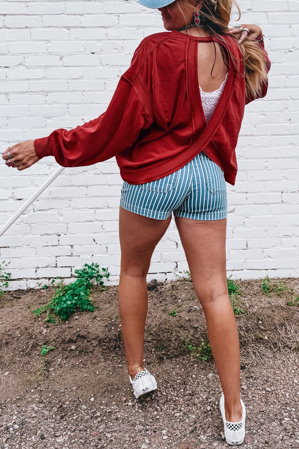 Ribbed Cutout Back Sweatshirt
