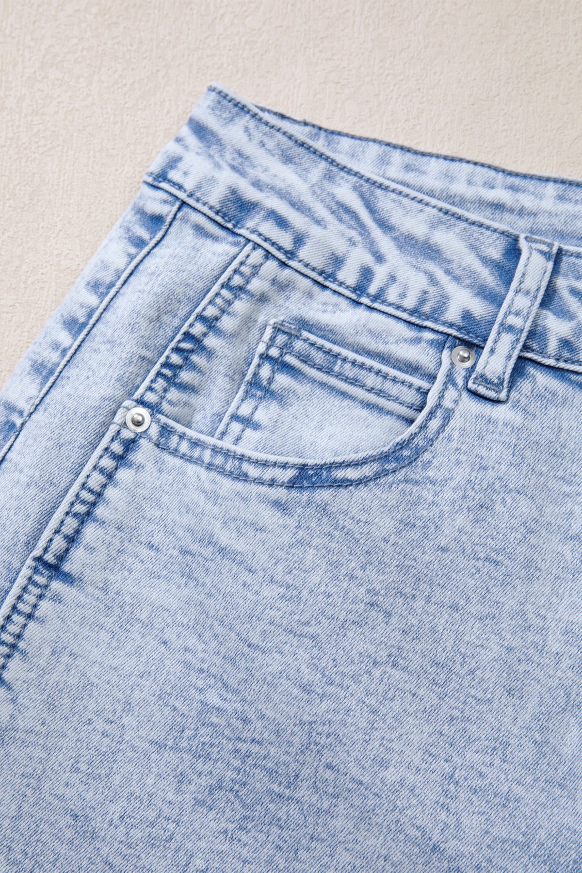 Beau Blue Light Washed Barrel Jeans