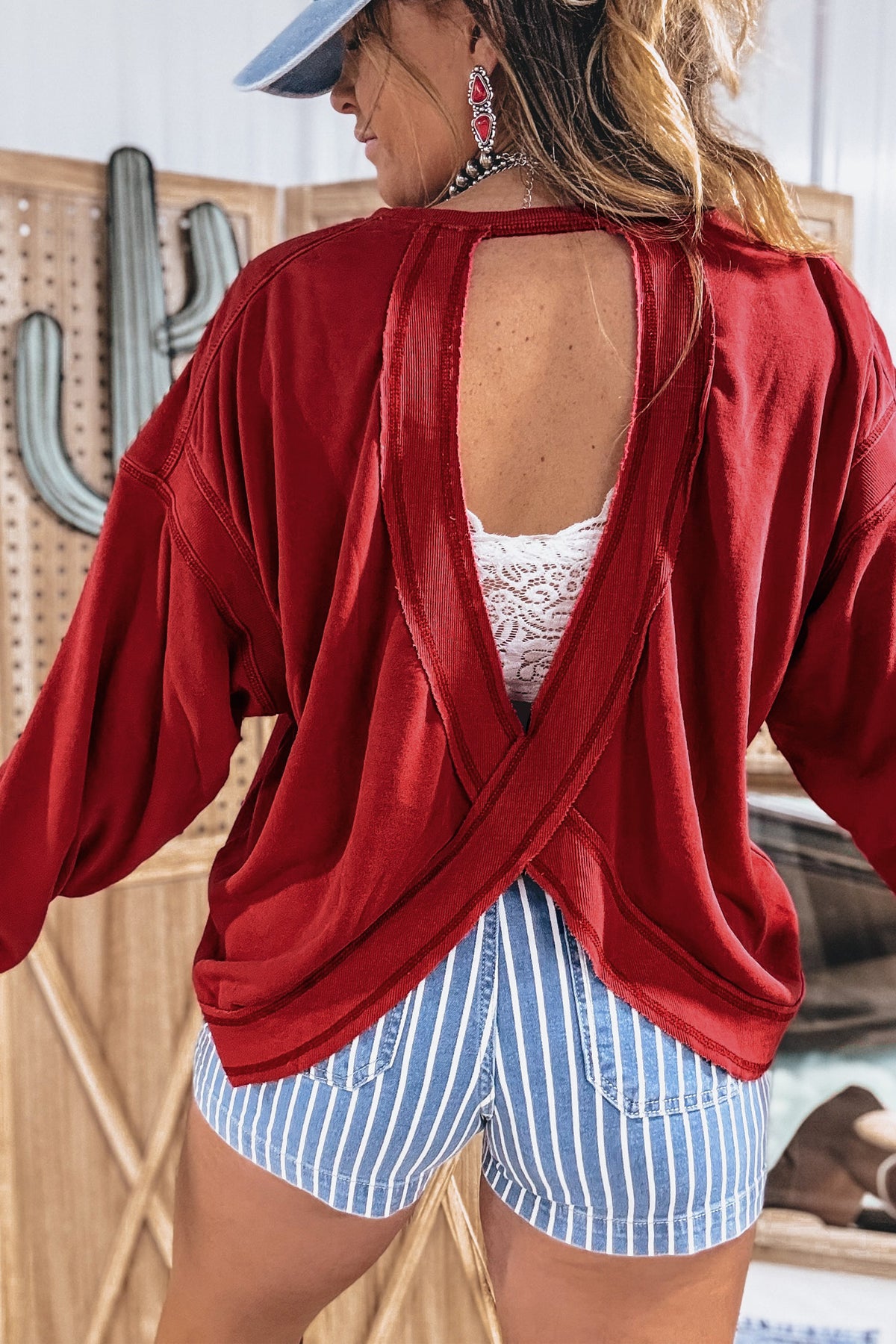 Ribbed Cutout Back Sweatshirt