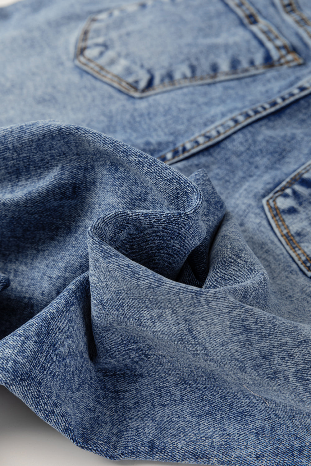 Cuffed Hem Straight High Waist Jeans