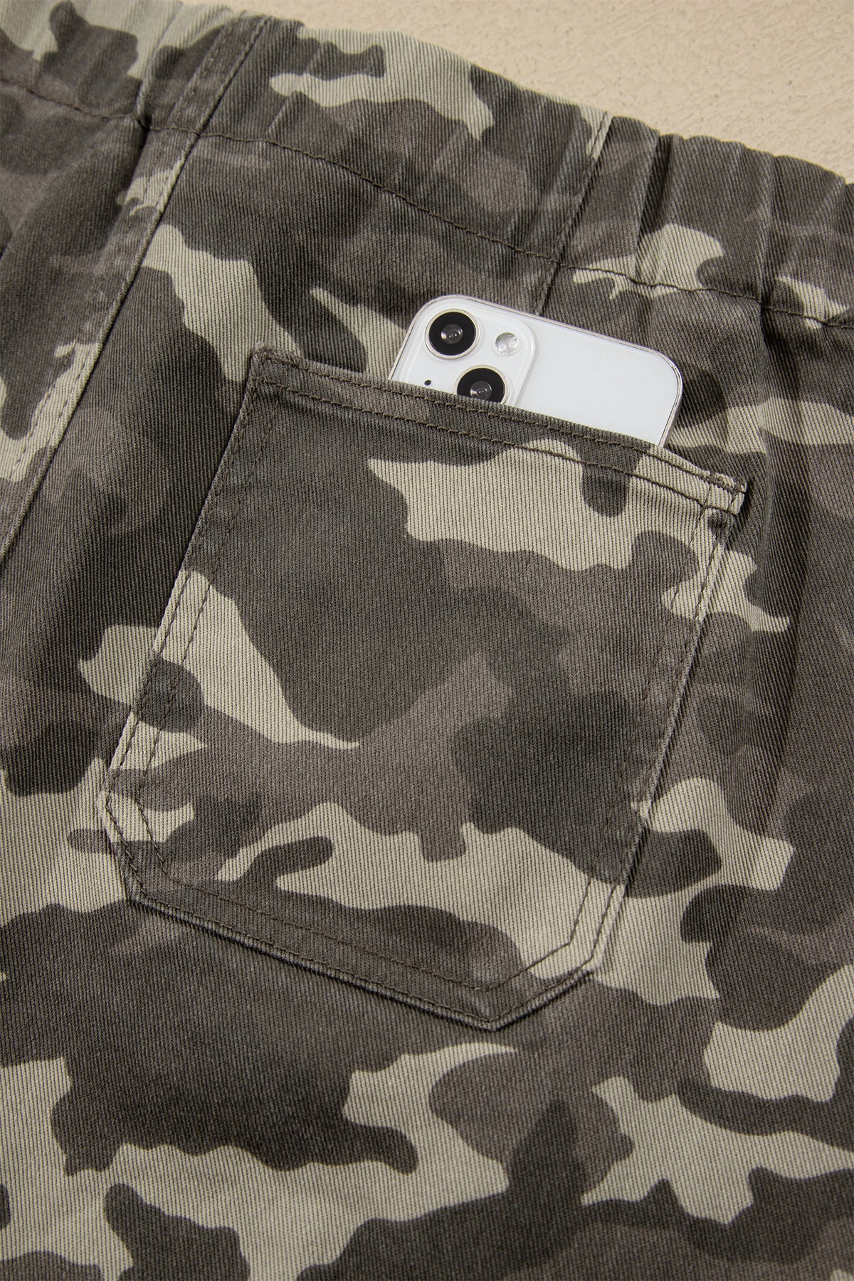 Leopard Pocketed Barrel Jeans