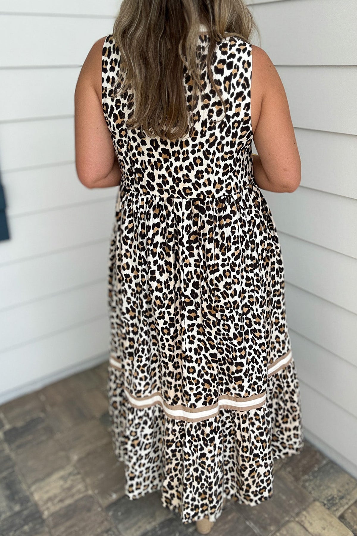 Leopard Print Sleeveless Midi Dress